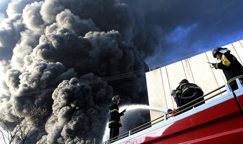 湖北荆州航空器坠落起火事件深度剖析