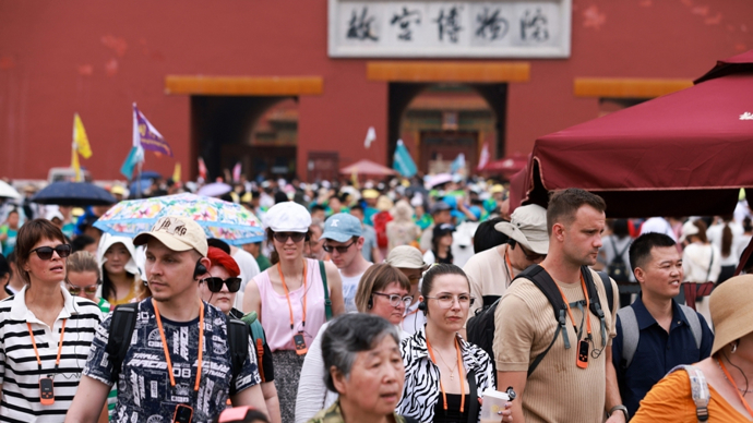 尔滨的独特魅力与深度体验，外国游客的硬控之旅